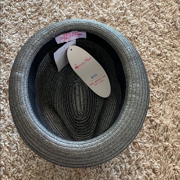 NWT Metallic Gray Fedora - Picture 3 of 5